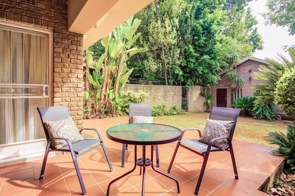 The Hide Out - Home Away From Home Johannesburg Exterior foto